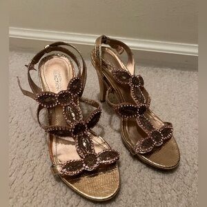 Kenneth Cole Rose Gold Beaded Heels, size 7.5